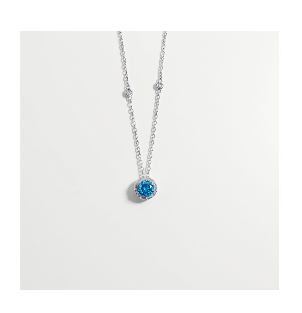 Aurora Azure Halo Necklace - BELLIVETTE