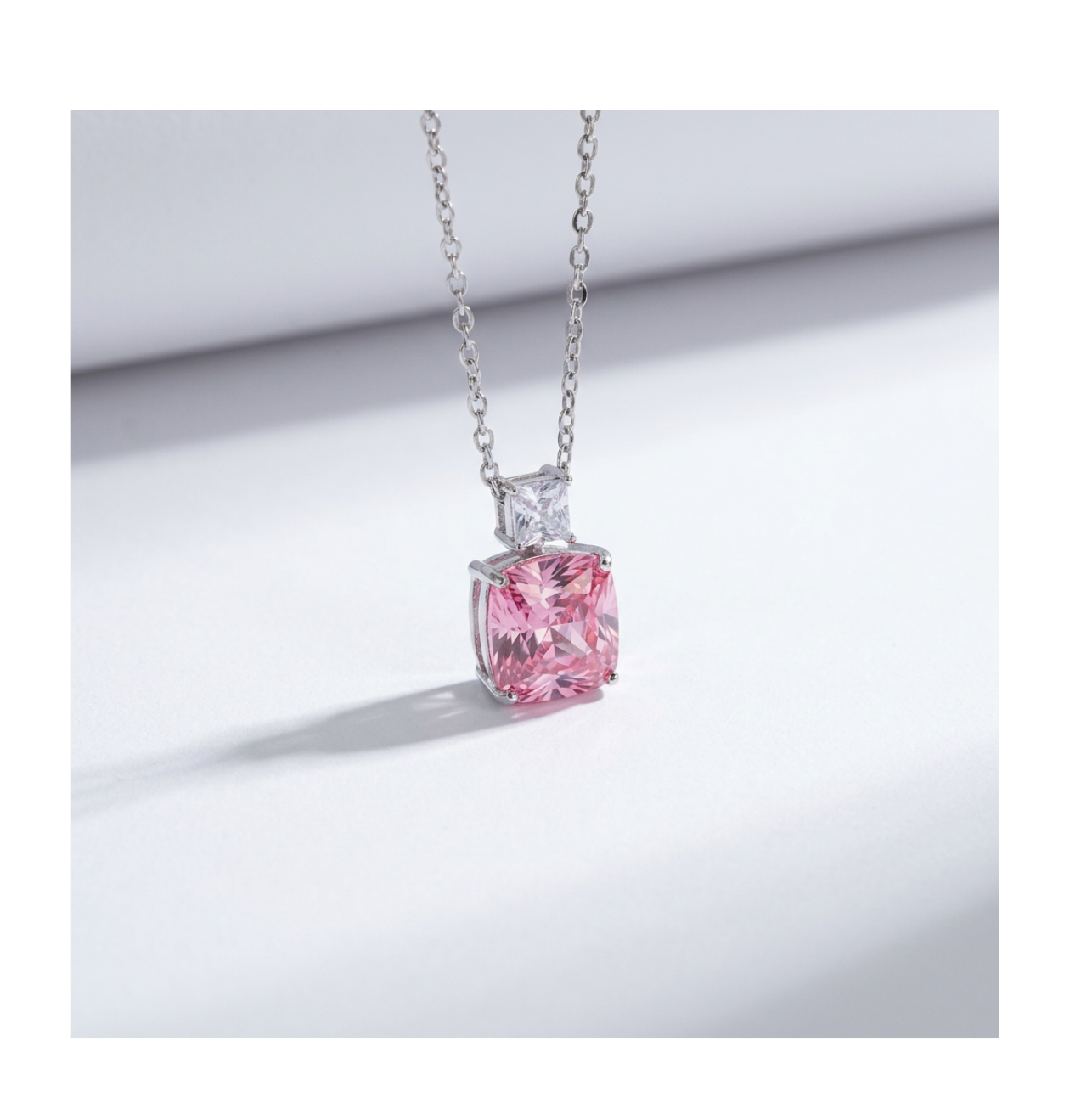 Aurora Blush Necklace - BELLIVETTE
