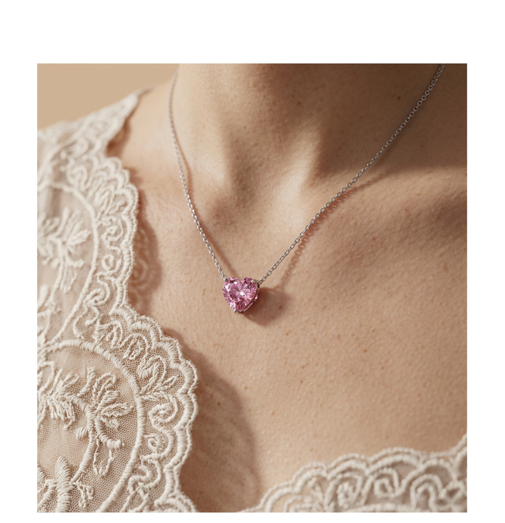 Aurora Heart Necklace - BELLIVETTE
