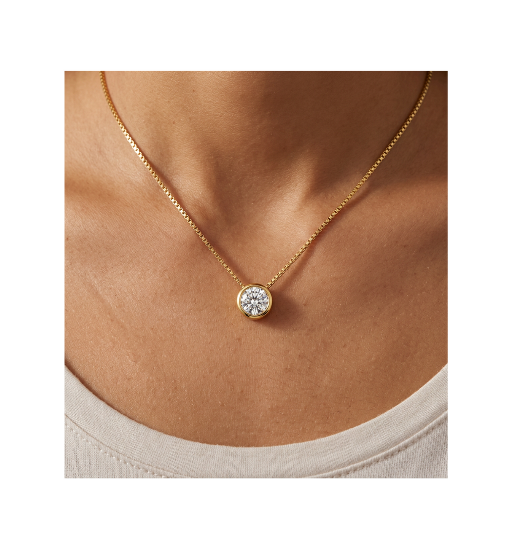 Celeste Gold Halo Necklace - BELLIVETTE