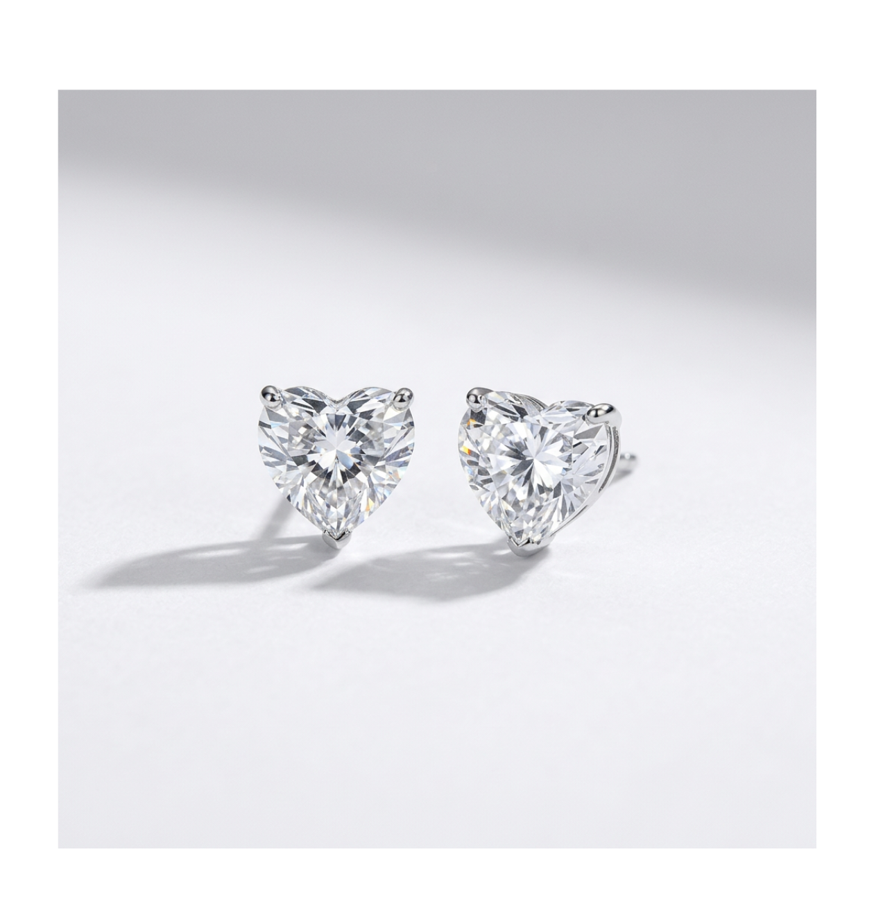 Celeste Heart Stud Earrings - BELLIVETTE
