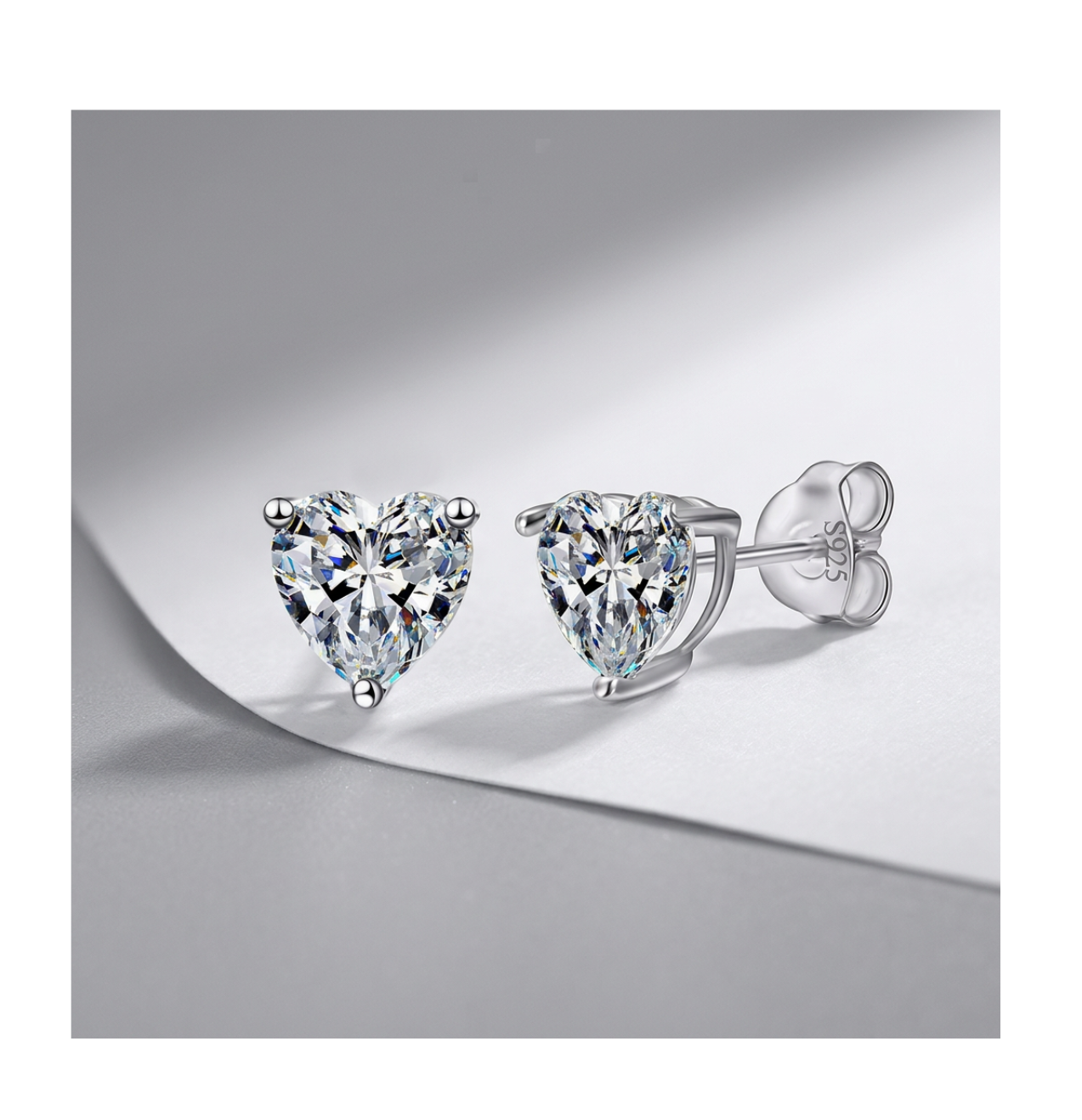 Celeste Heart Stud Earrings - BELLIVETTE