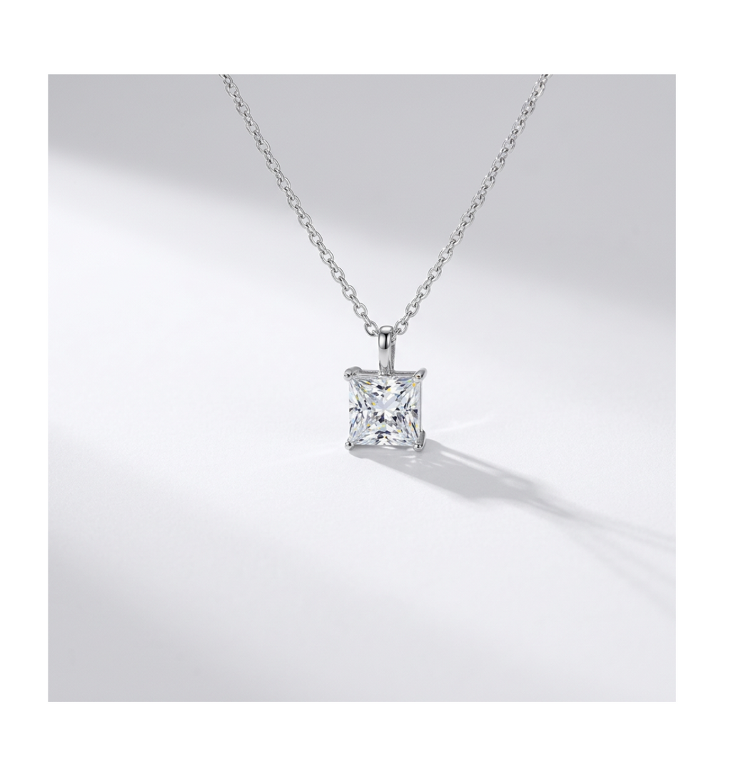 Celeste Prism Necklace - BELLIVETTE
