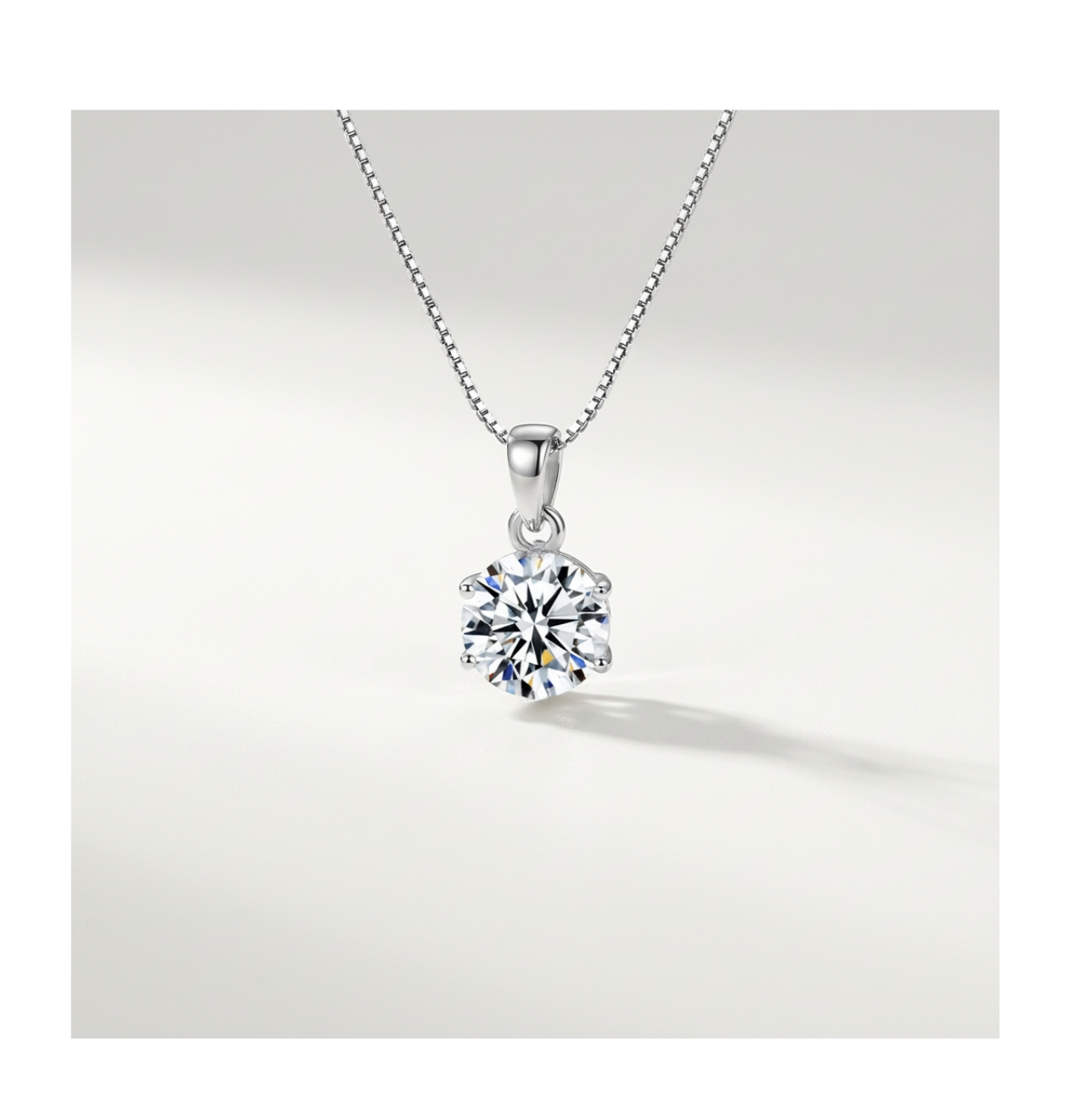 Celeste Solitaire Necklace - BELLIVETTE
