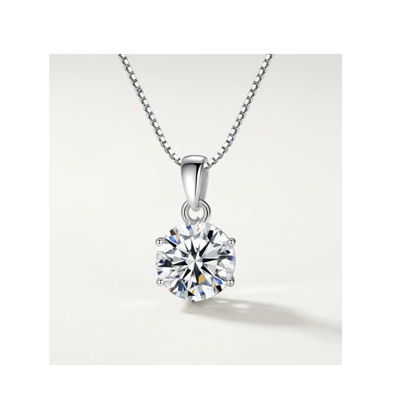 Celeste Solitaire Necklace - BELLIVETTE