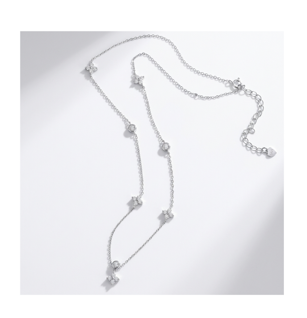 Floral Blossom Necklace - BELLIVETTE