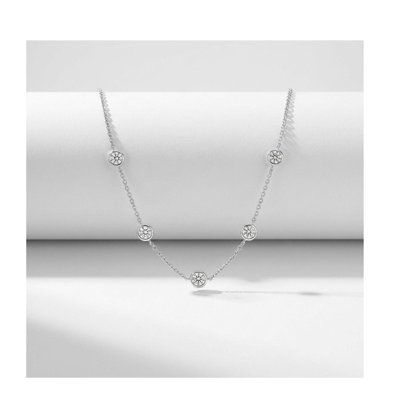 Radiance Orbit Necklace - BELLIVETTE