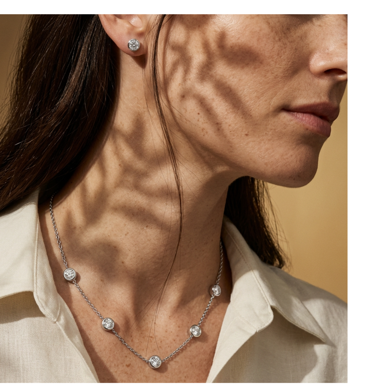 Radiance Orbit Necklace - BELLIVETTE